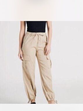 HABITUAL Women's Beige Cream Tan Cargo Parachute Jogger Pants LIKE NEW L